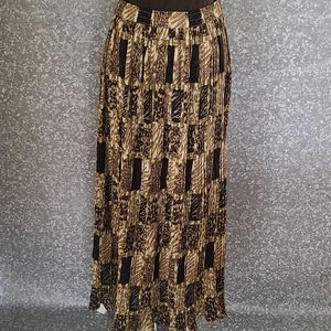 Advantage leopard maxi skirt size one size